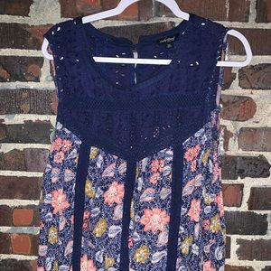 Lucky Brand Sleeveless Flowy Floral top size 3x